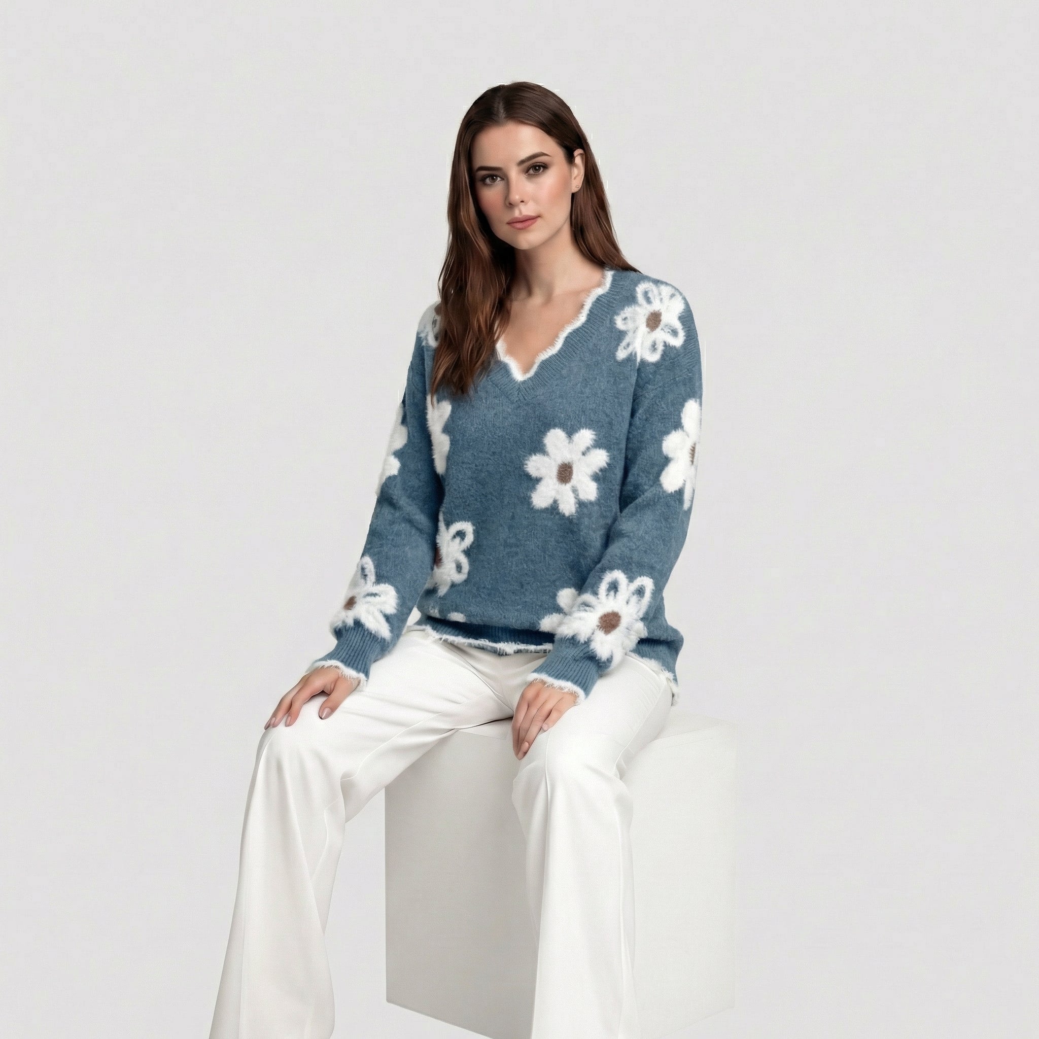 Thea | Maglione da Donna con Fiori Bianchi