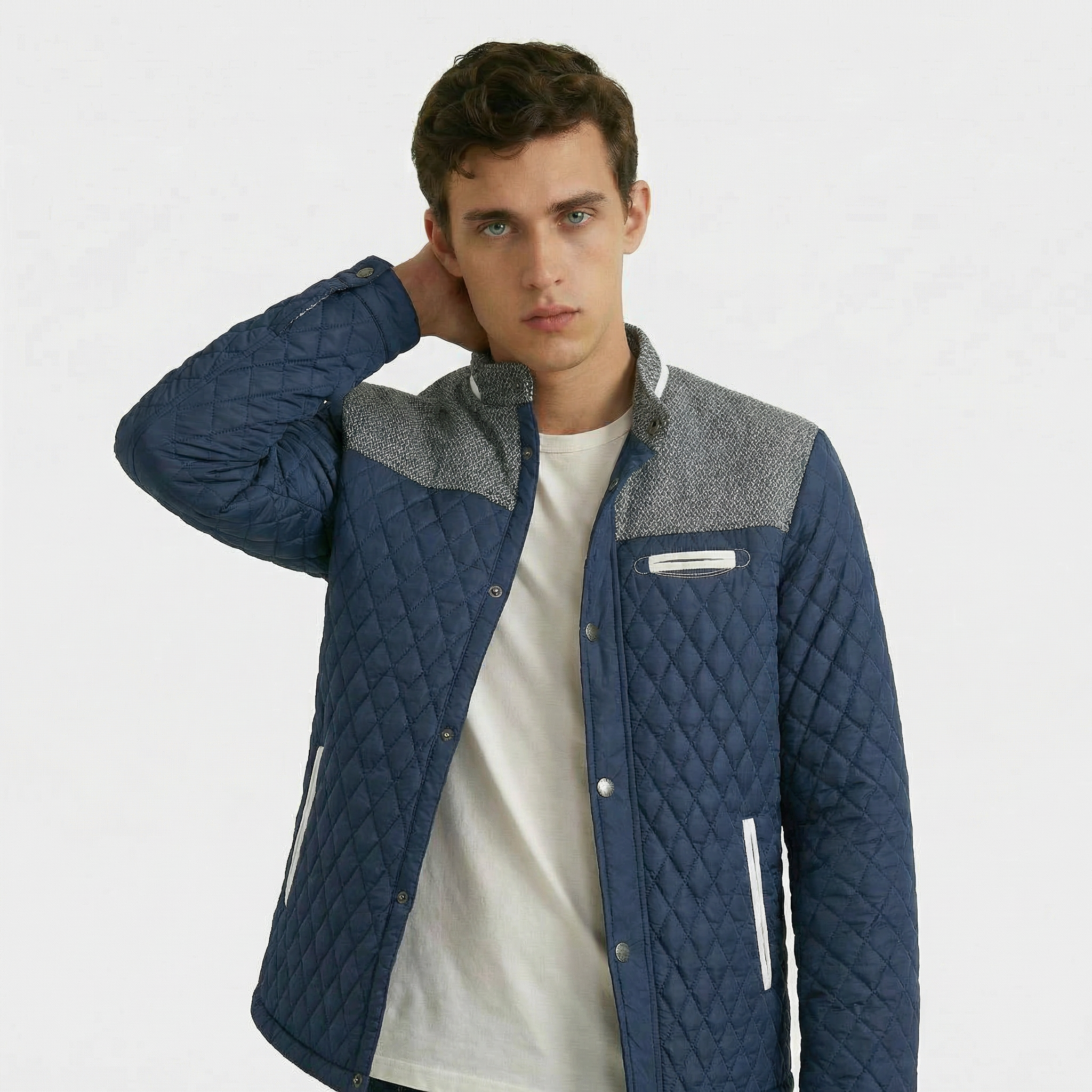 Andrés | Cappotto Charter